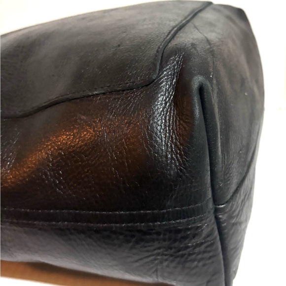 Madewell Elegant Black Leather Tote Bag - Picture 5 of 11